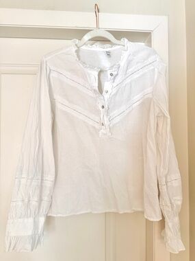 White Women's Ruffled Boho Blouse